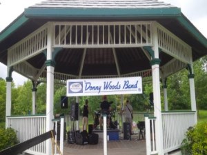 Donny Woods Band in Gazebo