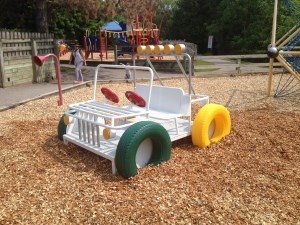 Accessible play jeep
