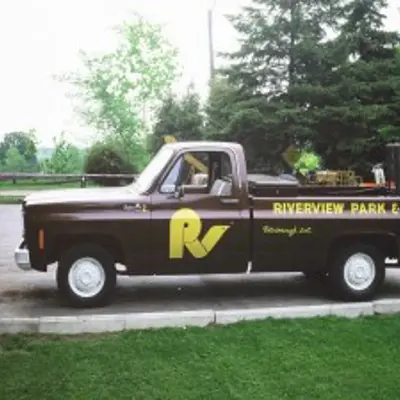 Service vehicle for the park and zoo